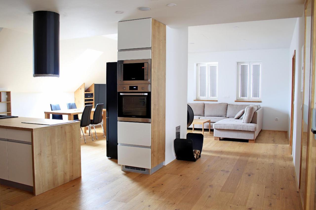 Cirus Apartments Kocevje Eksteriør billede
