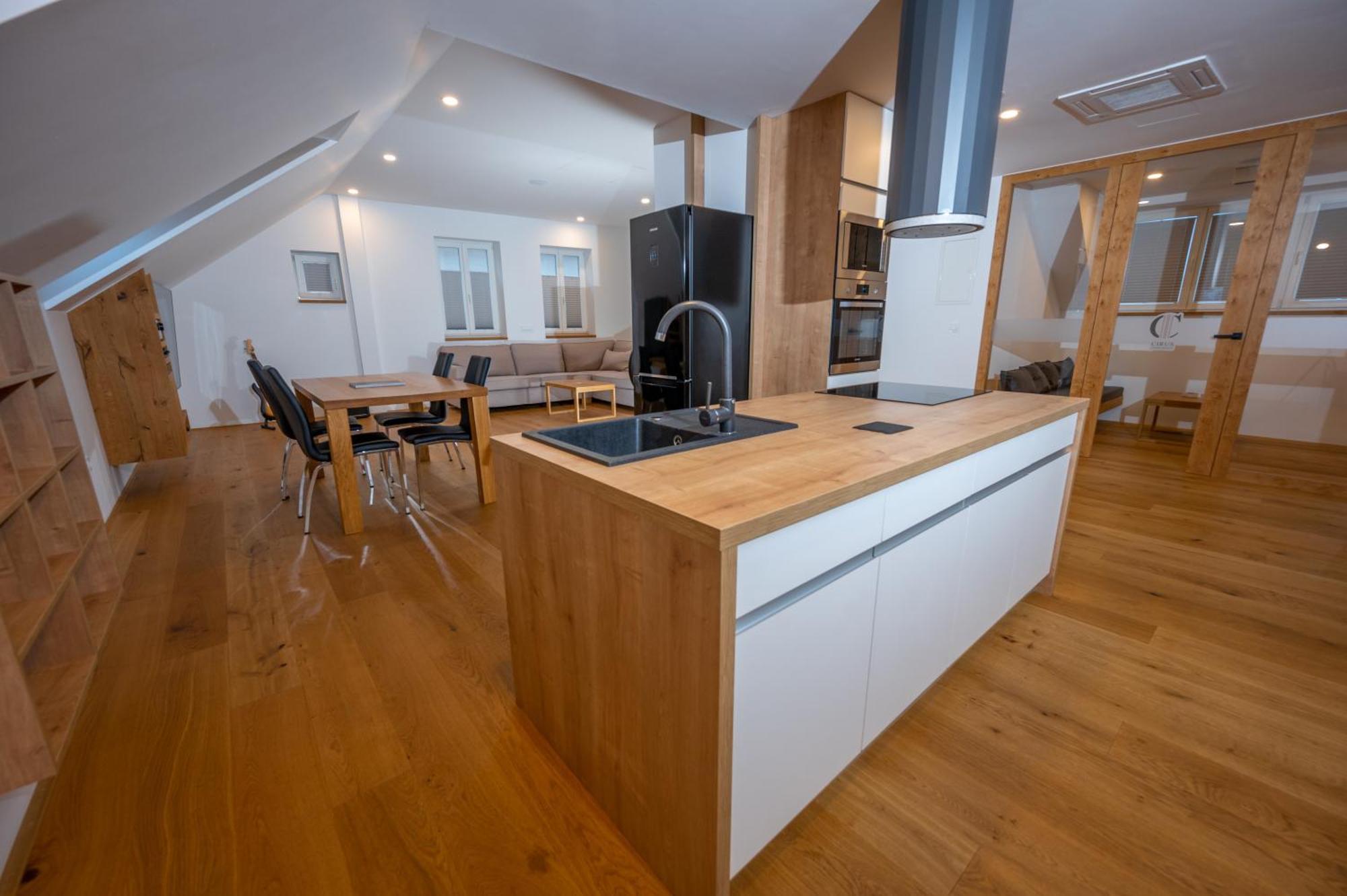 Cirus Apartments Kocevje Eksteriør billede
