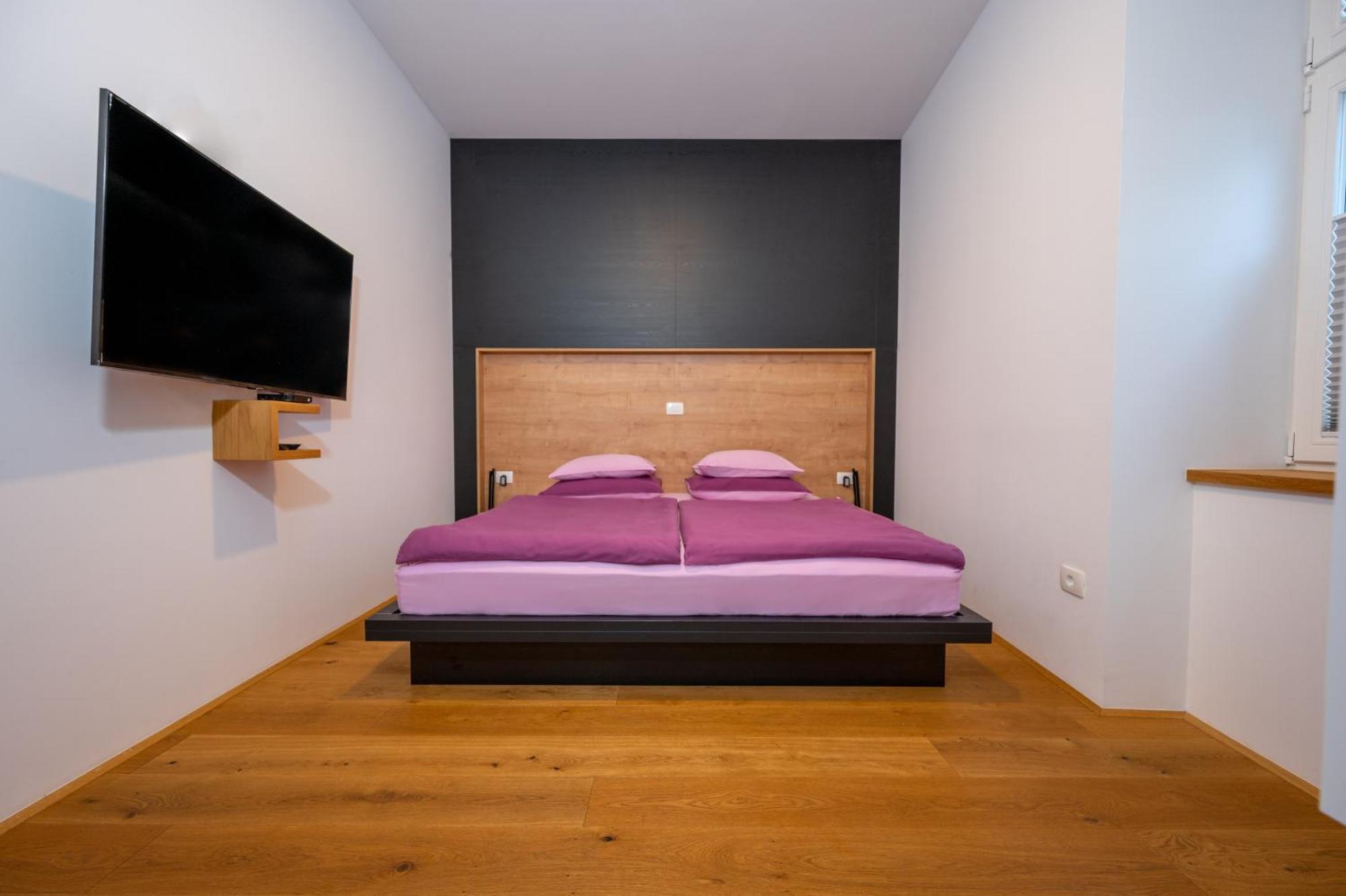Cirus Apartments Kocevje Eksteriør billede